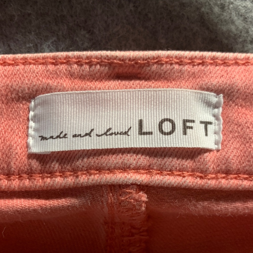 LOFT Women's Coral colored Denim.